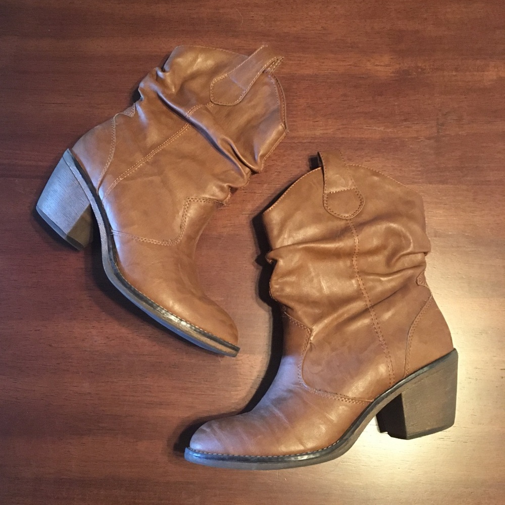 Brown Scrunched Boots